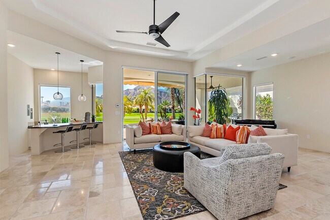 Building Photo - 79315 Mandarina