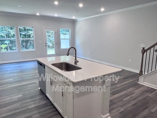 Building Photo - 171 Peebles Dr