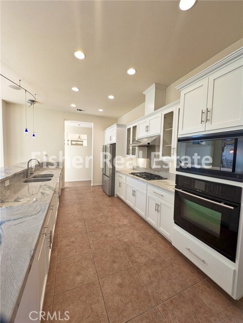 Building Photo - 627 Avocet Way