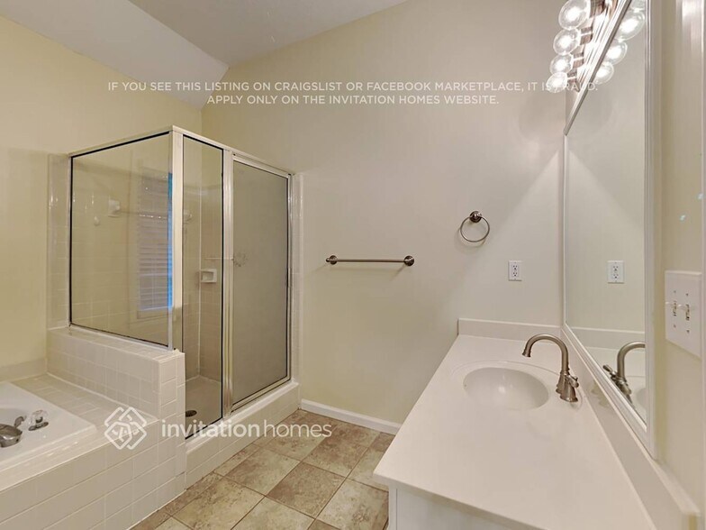 Building Photo - 12330 Brookhill Crossing Ln