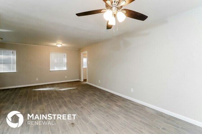 Building Photo - 1103 Johns Dr