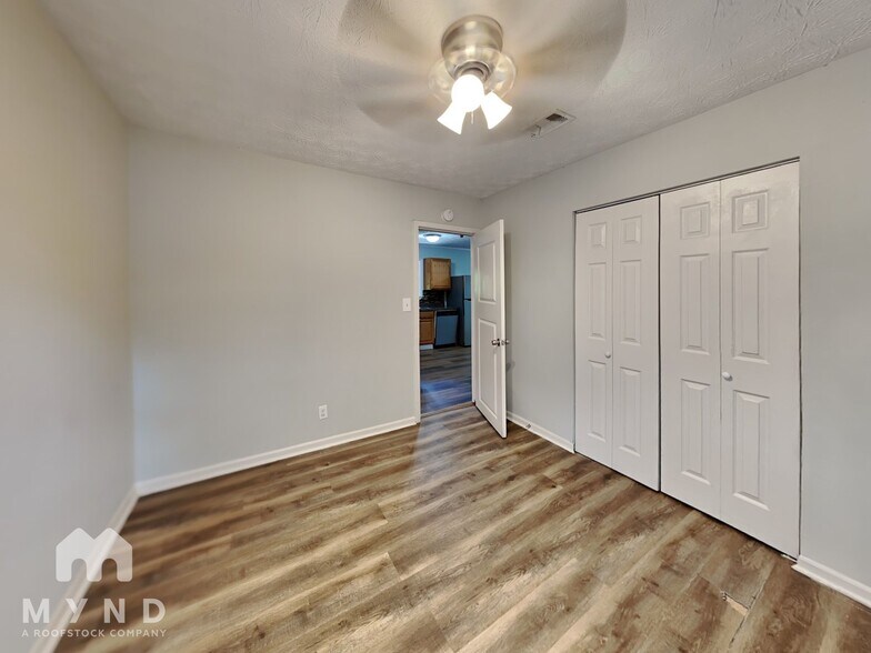 Building Photo - 7751 Lark Ct