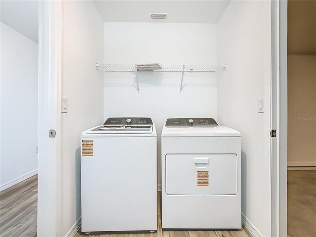 Building Photo - 4711 Rolling Lk Ln