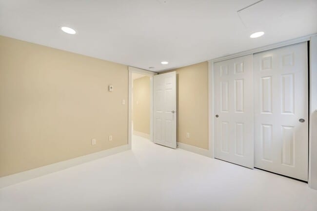 Building Photo - 4709 Stone Way N
