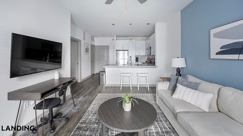 Building Photo - 2165 Nolensville Pk