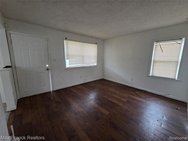 Building Photo - 24511 Florence St