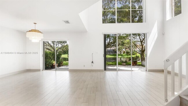 Building Photo - 909 Garnet Cir