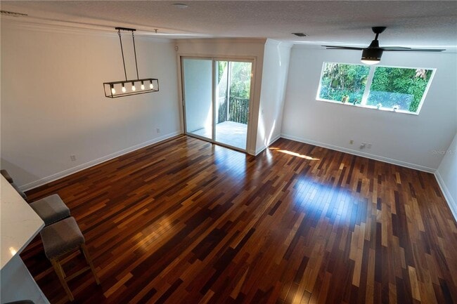 Building Photo - 4639 Overlook Dr NE