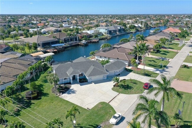 Building Photo - 2106 SW 47th Terrace