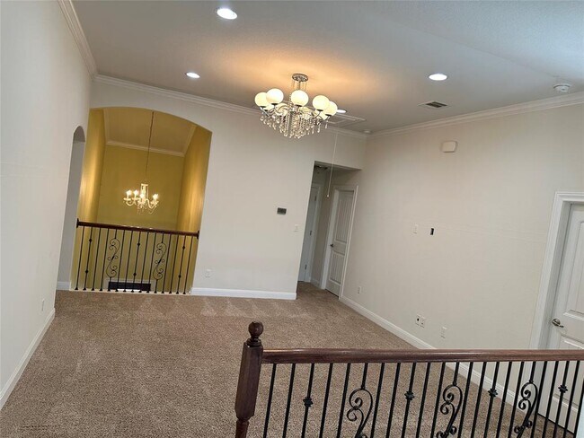 Building Photo - 4237 Privacy Hedge St