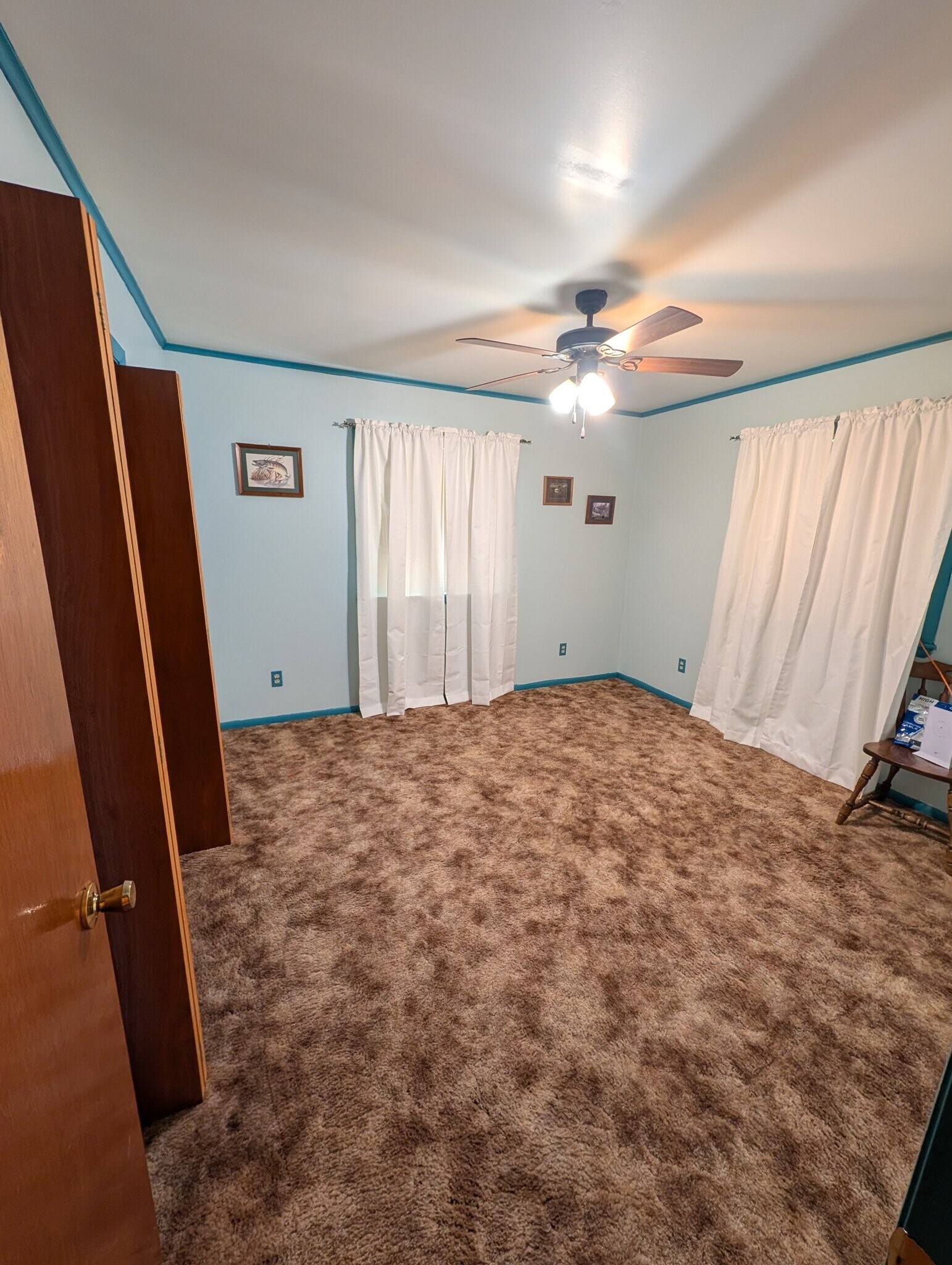 Building Photo - 2832 Creekview Dr