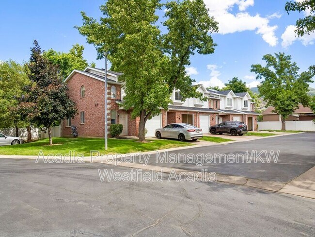 Building Photo - 130 Peregrine Ln