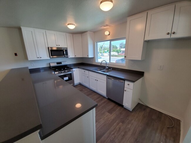 Building Photo - 2920 E Artesia Blvd