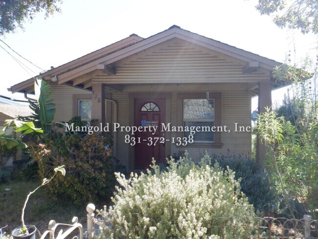 Primary Photo - Charming 2-Bed 1-Bath Home with Beautiful ...