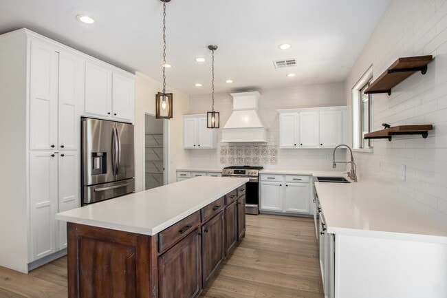 Building Photo - 3 Bedroom 2.5  Bathroom  - Villages at Ran...