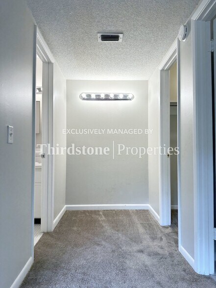 Building Photo - 4390 Herschel St