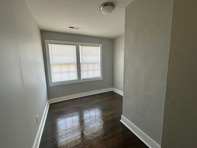 Building Photo - 130 Orchard Dr