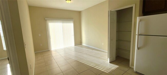 Building Photo - 328 Baccarat Ct