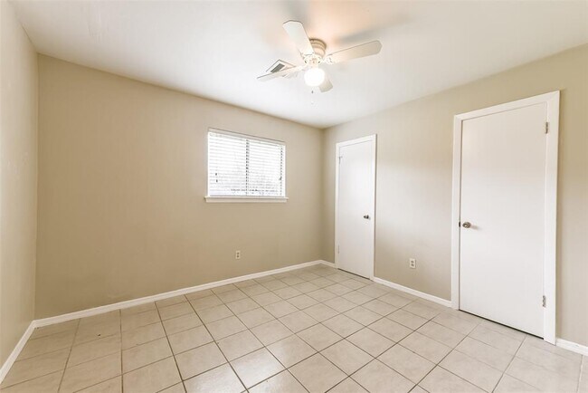 Building Photo - 3108 Wilmington St