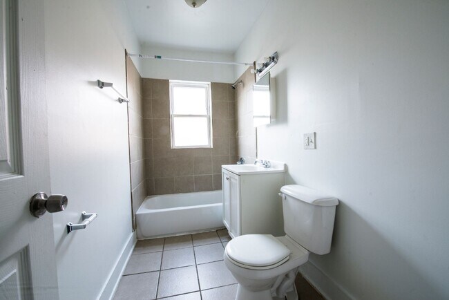 Building Photo - 7701 S May Chicago, IL 60620