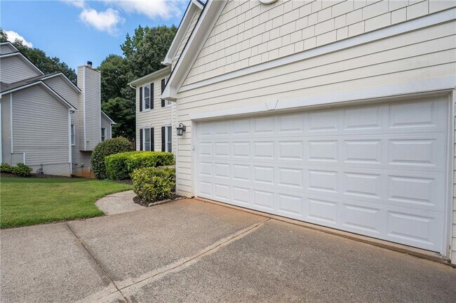 Building Photo - 620 Brook Landing Ct