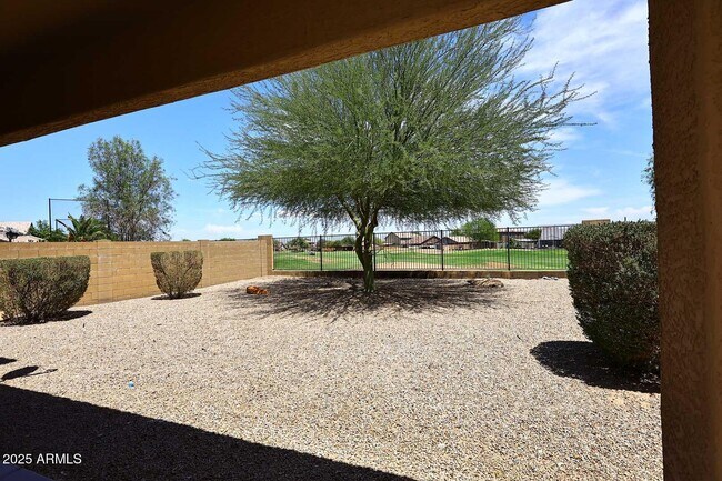 Building Photo - 29237 N Yellow Bee Dr