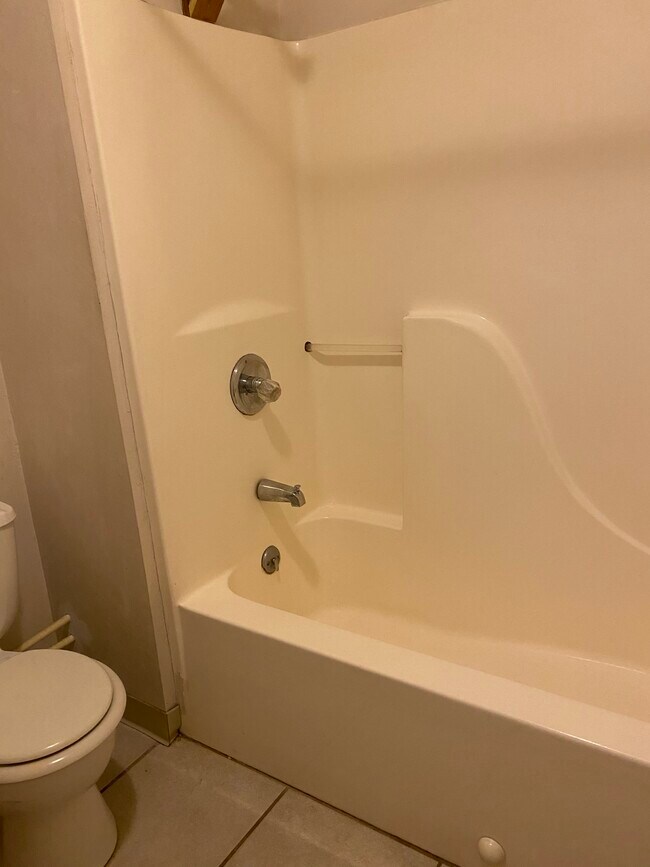 Building Photo - Cactus/Block - 2602