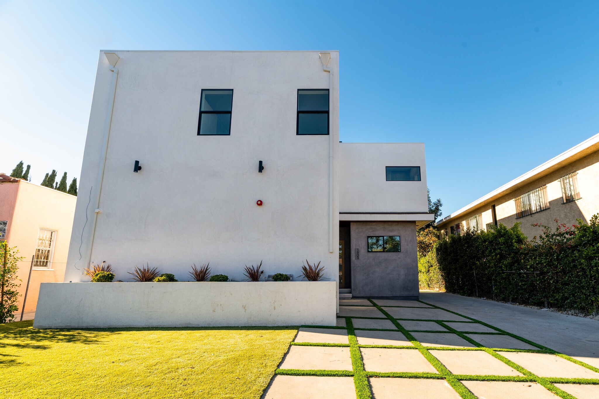 Building Photo - 1805 S Longwood Ave