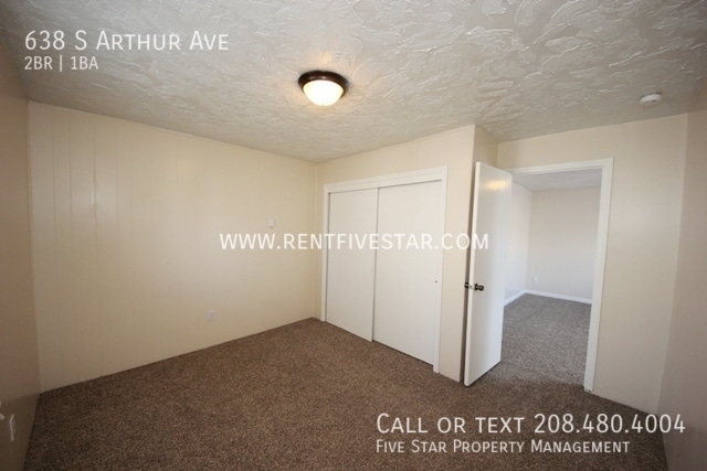 Building Photo - 638 S Arthur Ave