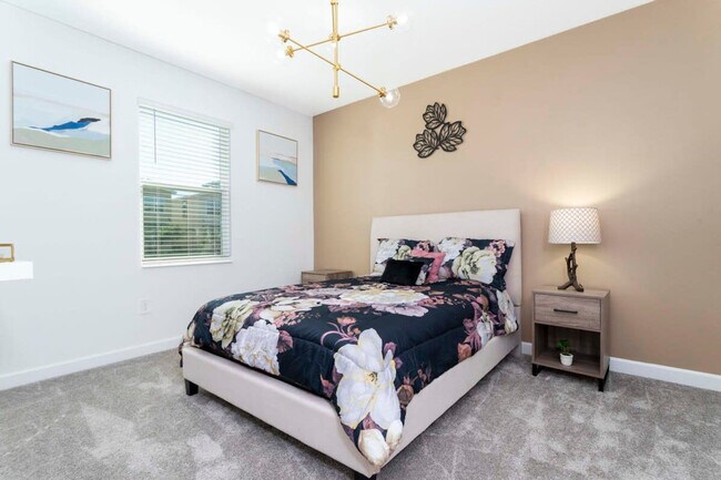 Building Photo - 9202 Sommerset Hills Dr