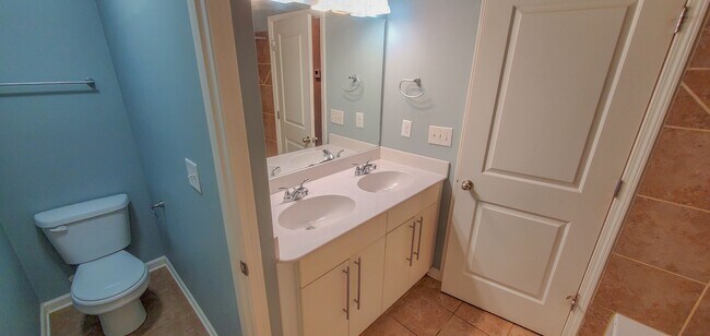Building Photo - Live in a Legend! Historic 4-Bed/2.5-Bath ...