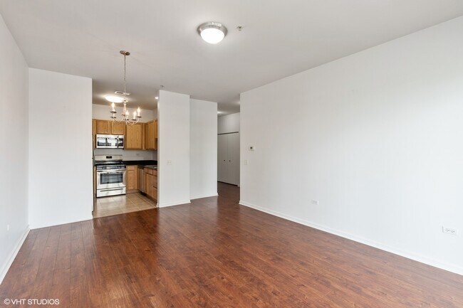 Building Photo - 17 W 35th St