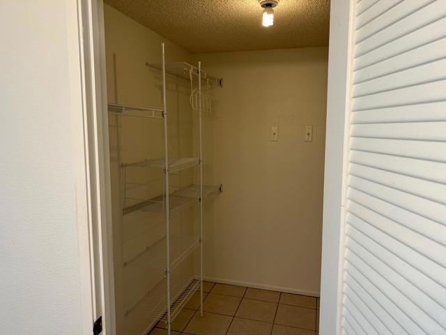 Building Photo - 1219 La Casa Dr