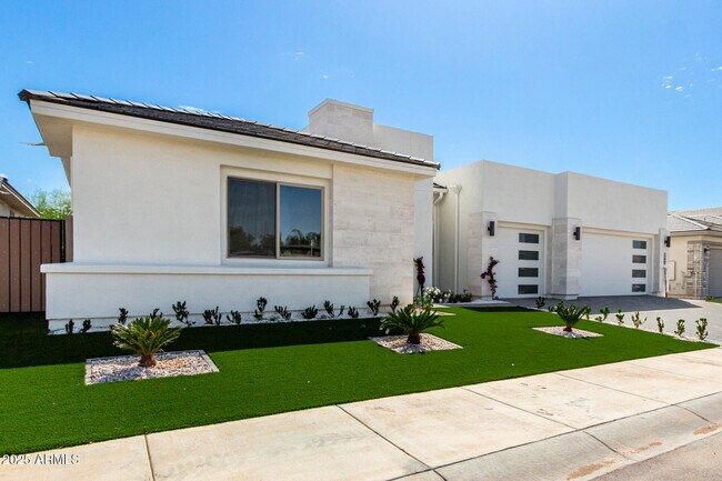 Building Photo - 12469 N 93rd Way