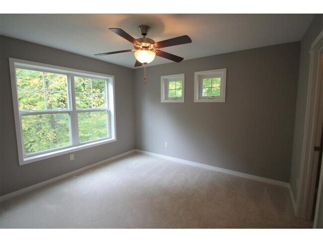 Building Photo - 232 Wildwood Ave