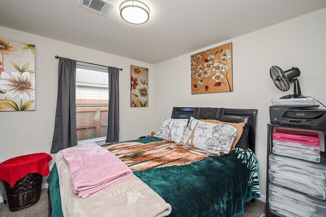 Building Photo - 1739 Cemetery Rd