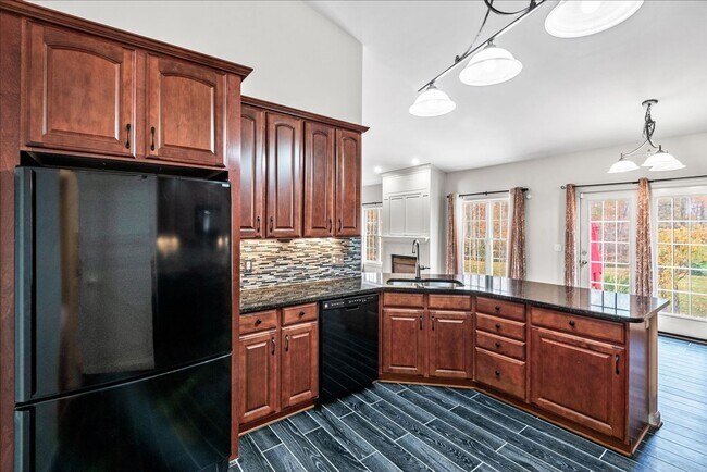 Building Photo - **Charming 3-Bedroom Rambler on 3 Acres in Scenic Stafford** NO HOA