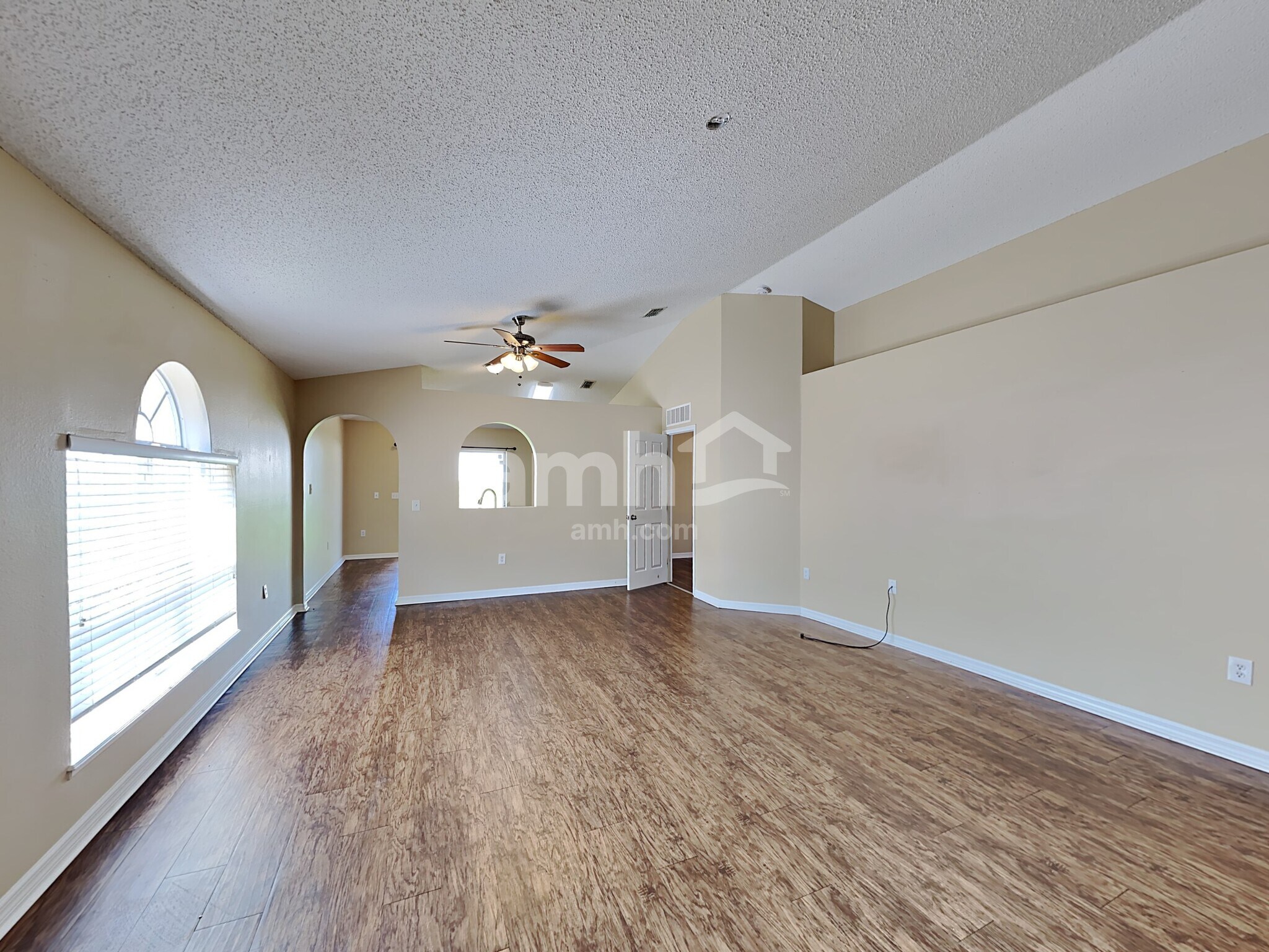 Building Photo - 2768 Whispering Trails Dr