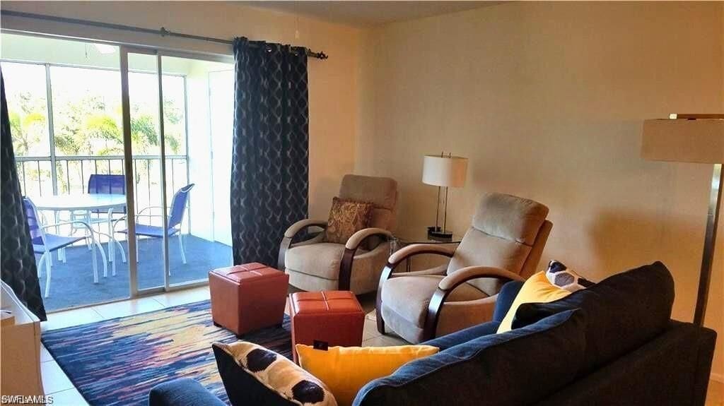 Building Photo - 1075 Foxfire Ln