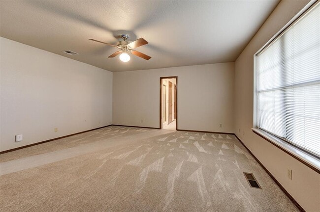 Building Photo - 7201 NW 150th St