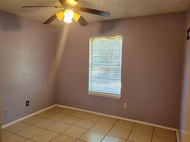 Building Photo - 1411 Clearfield Dr