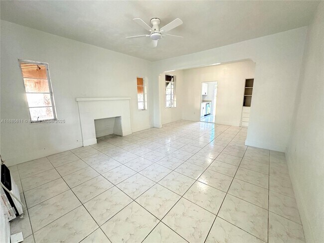 Building Photo - 937 NW 46th St