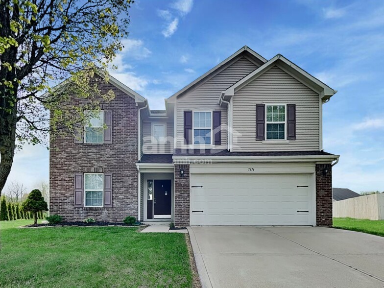Primary Photo - 7674 Pipestone Dr