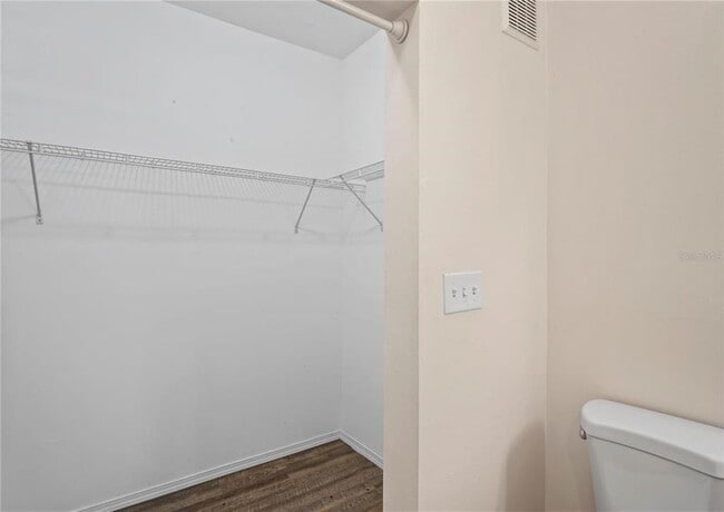 Building Photo - 10512 White Lake Ct
