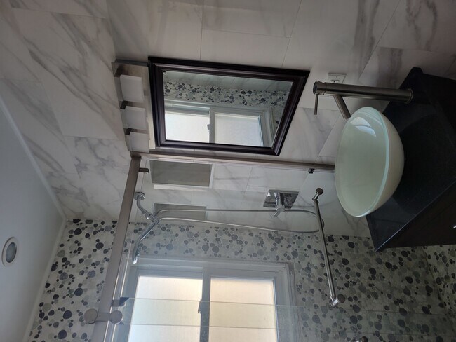 Building Photo - 2382 S Scott St