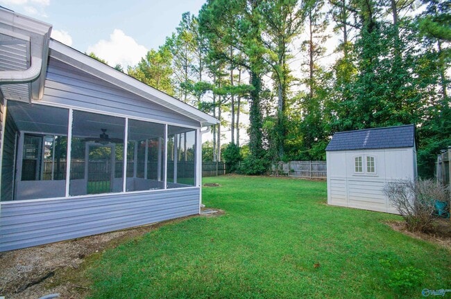 Building Photo - 215 Cypress Creek Dr