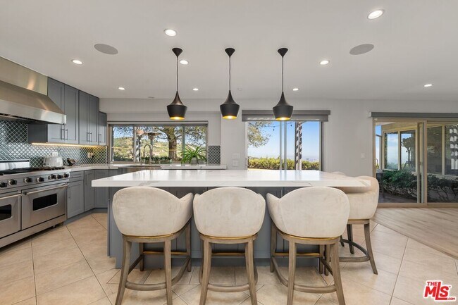 Building Photo - 2526 Cordelia Rd