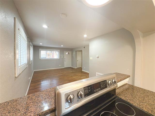 Building Photo - 4206 Hawthorne Ave