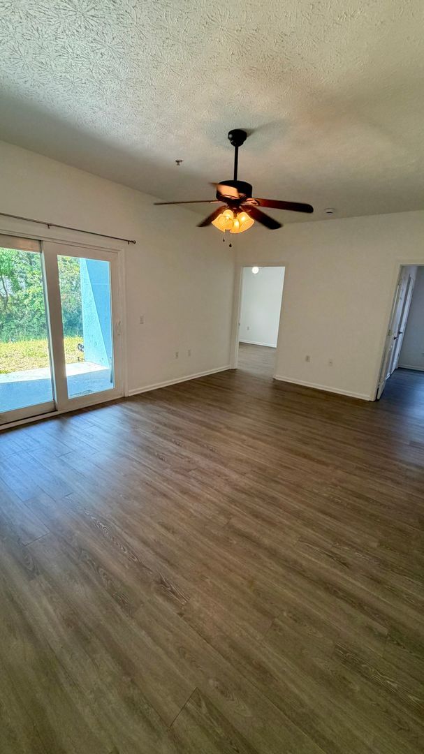 Building Photo - 9127 Laird St