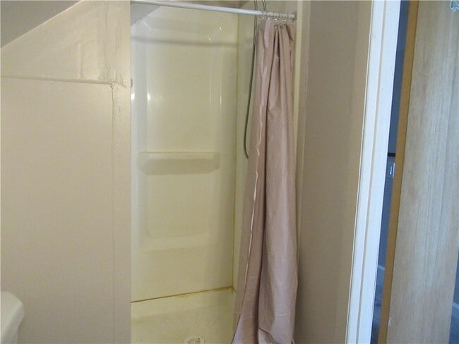 Building Photo - 212 Vollmer Pkwy